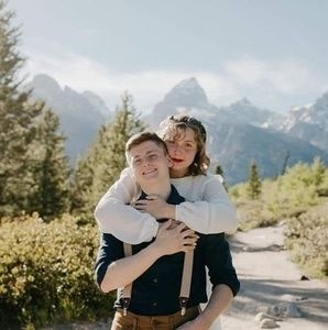 Meet your Posher, Ashton